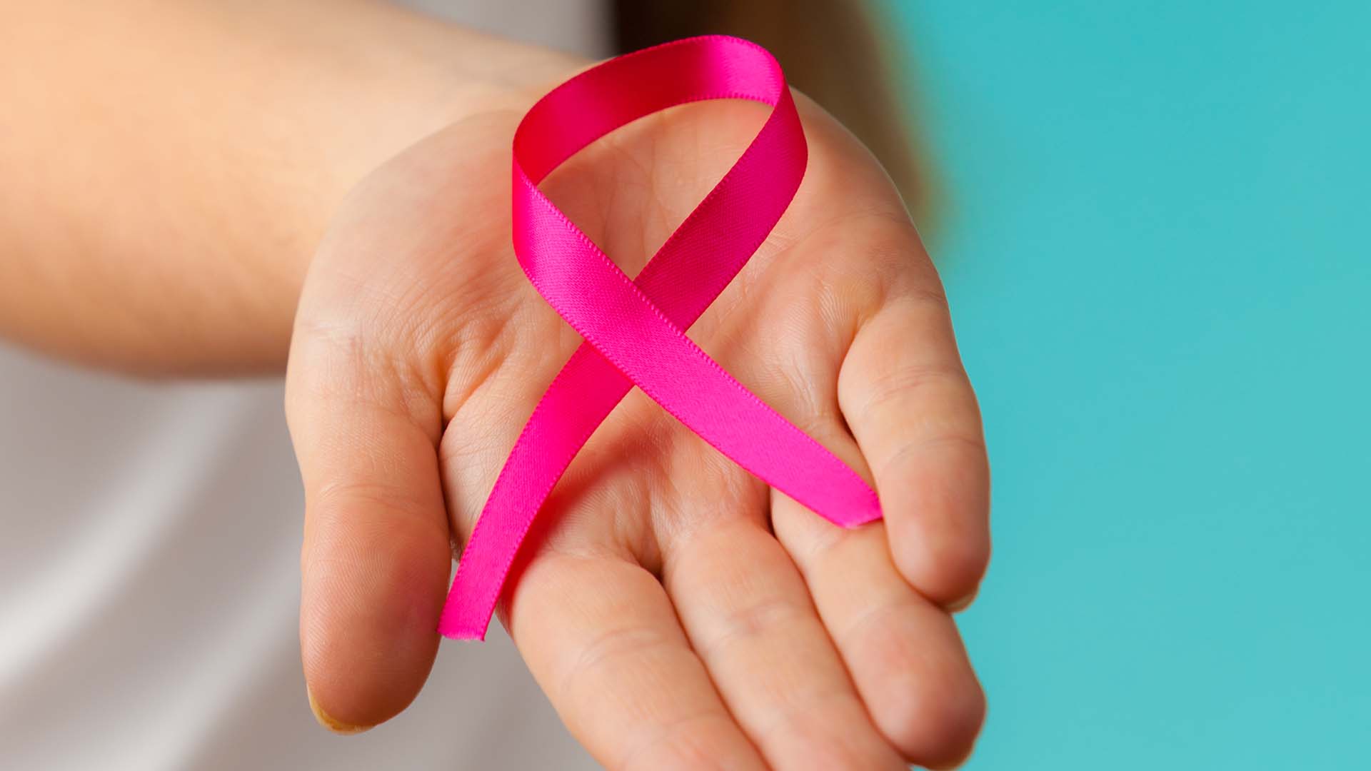 Ето някои съвети за започване на дарителска кампания за рак на гърдата. CharityAim